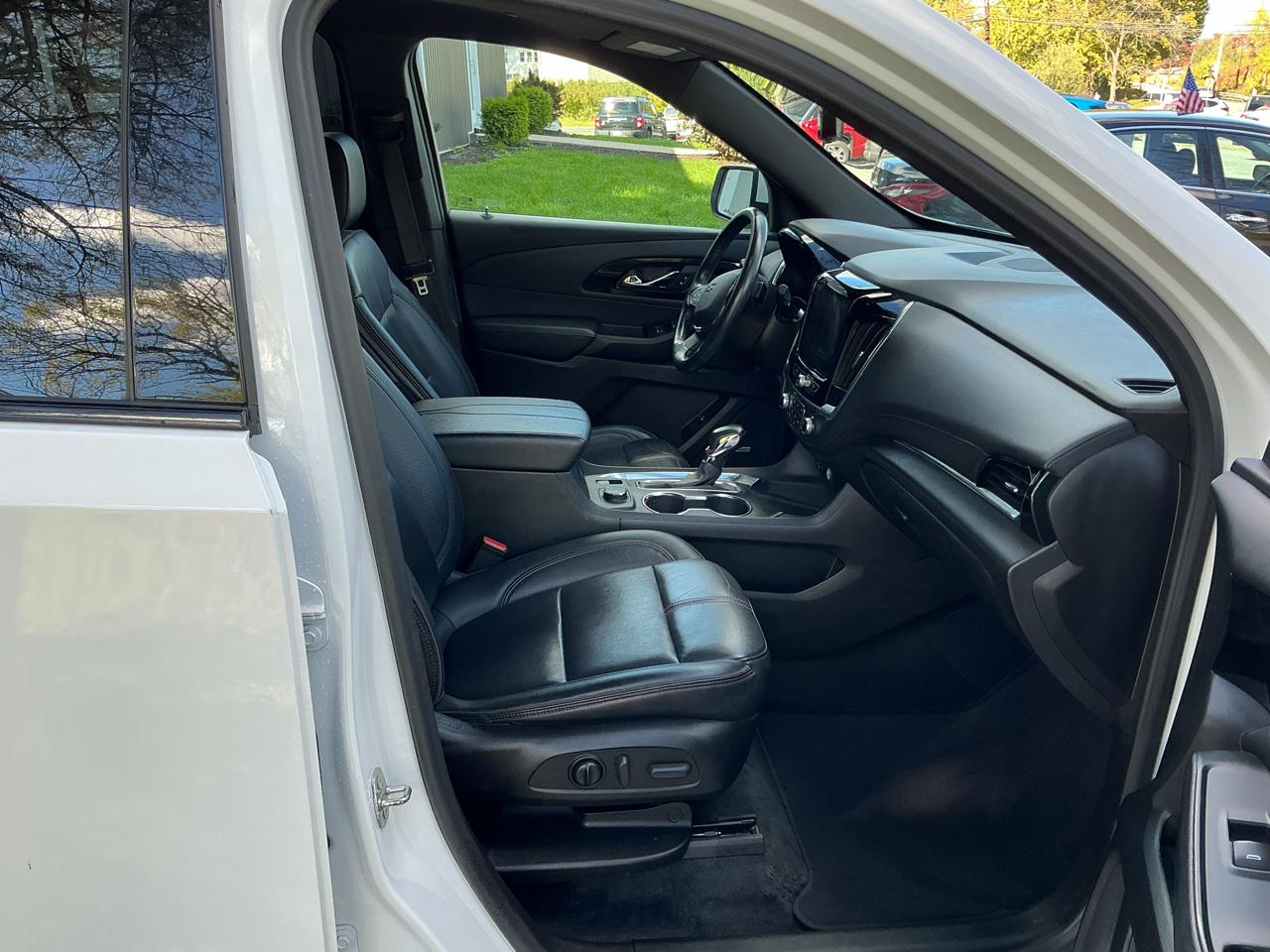 Chevrolet Traverse AWD 4dr RS 2022