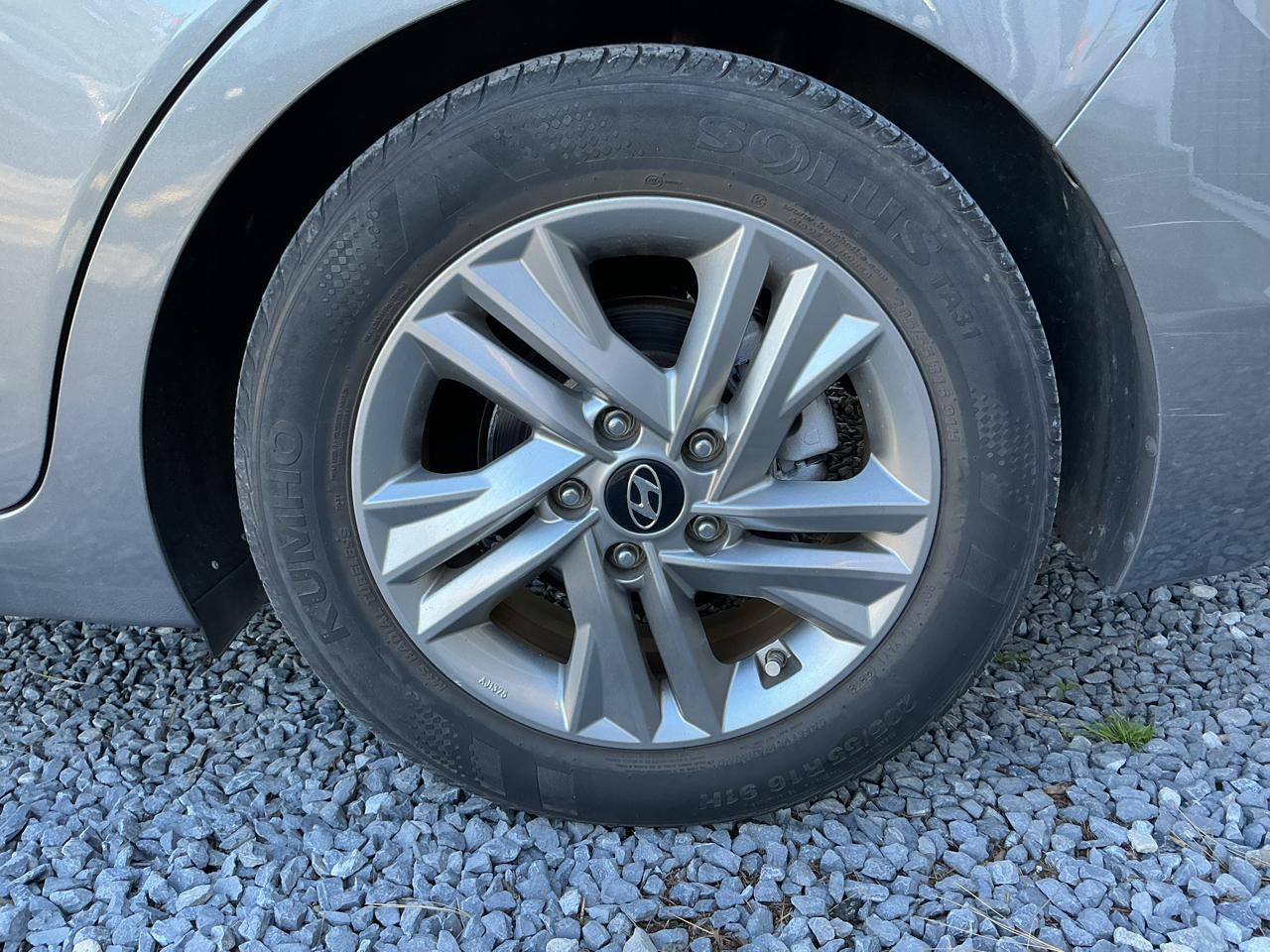 Hyundai Elantra SEL Auto 2019