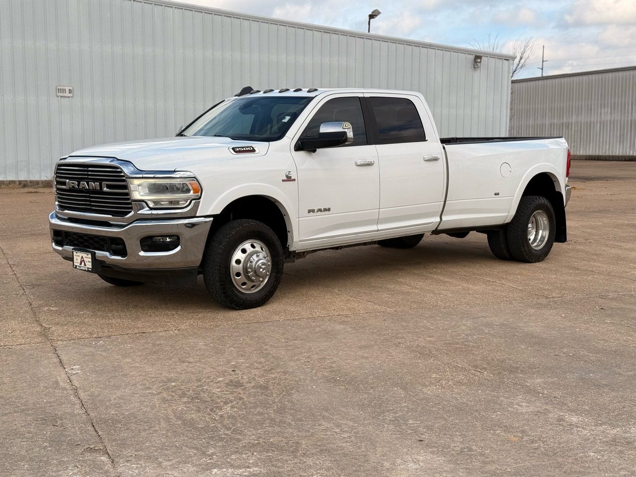 RAM 3500 Laramie Crew Cab LWB 4WD DRW 2019