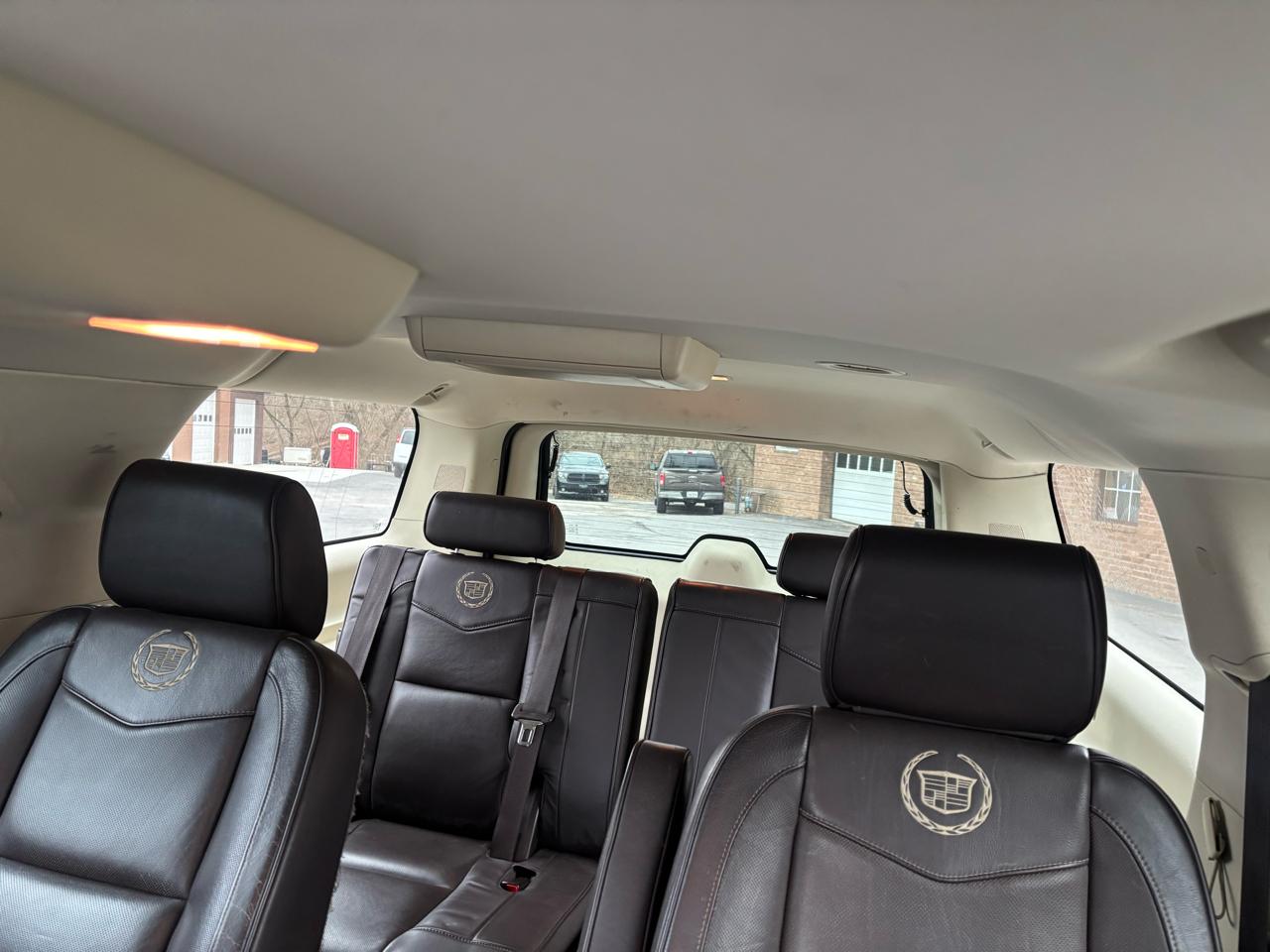 Cadillac Escalade  2012