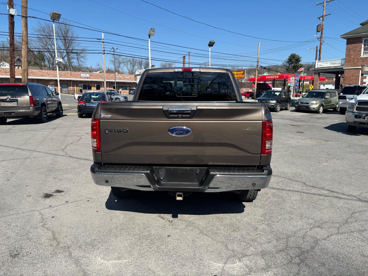 Ford F-150 Lariat SuperCrew 5.5-ft. Bed 4WD 2016