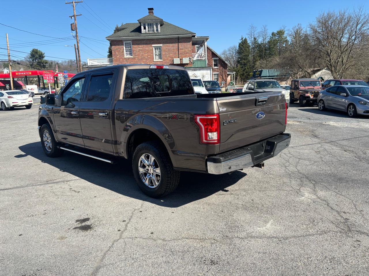 Ford F-150 Lariat SuperCrew 5.5-ft. Bed 4WD 2016