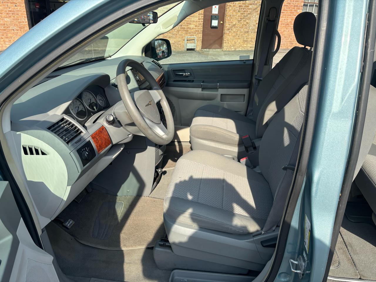 Chrysler Town & Country  2008