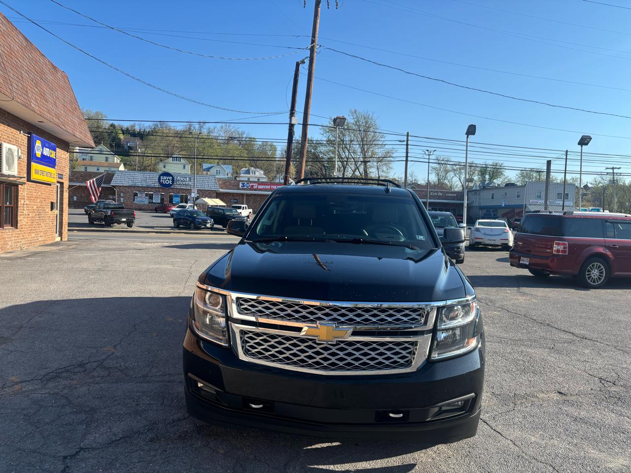 Chevrolet Suburban  2017