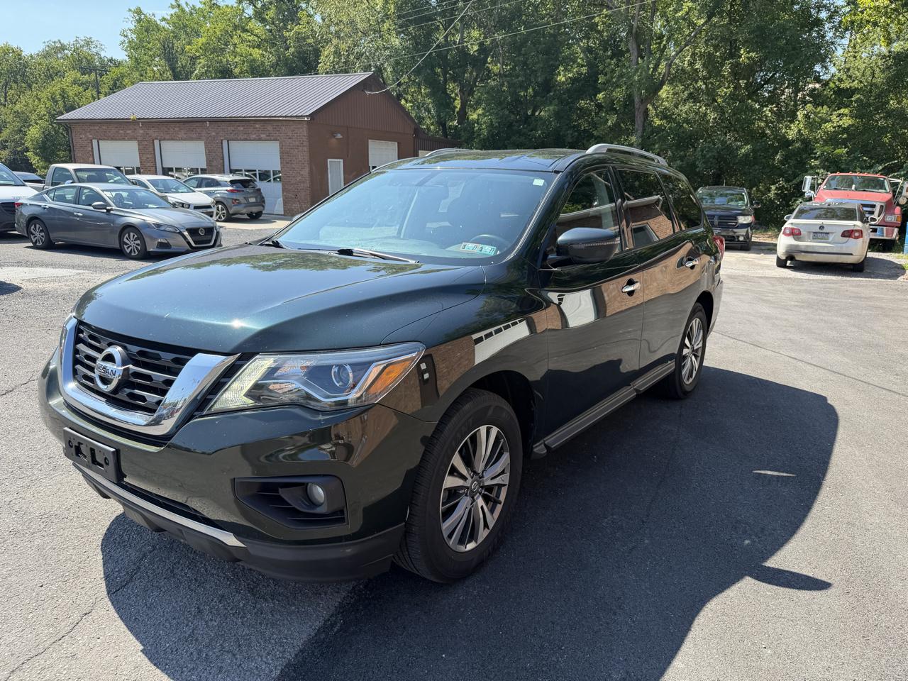 Nissan Pathfinder  2019