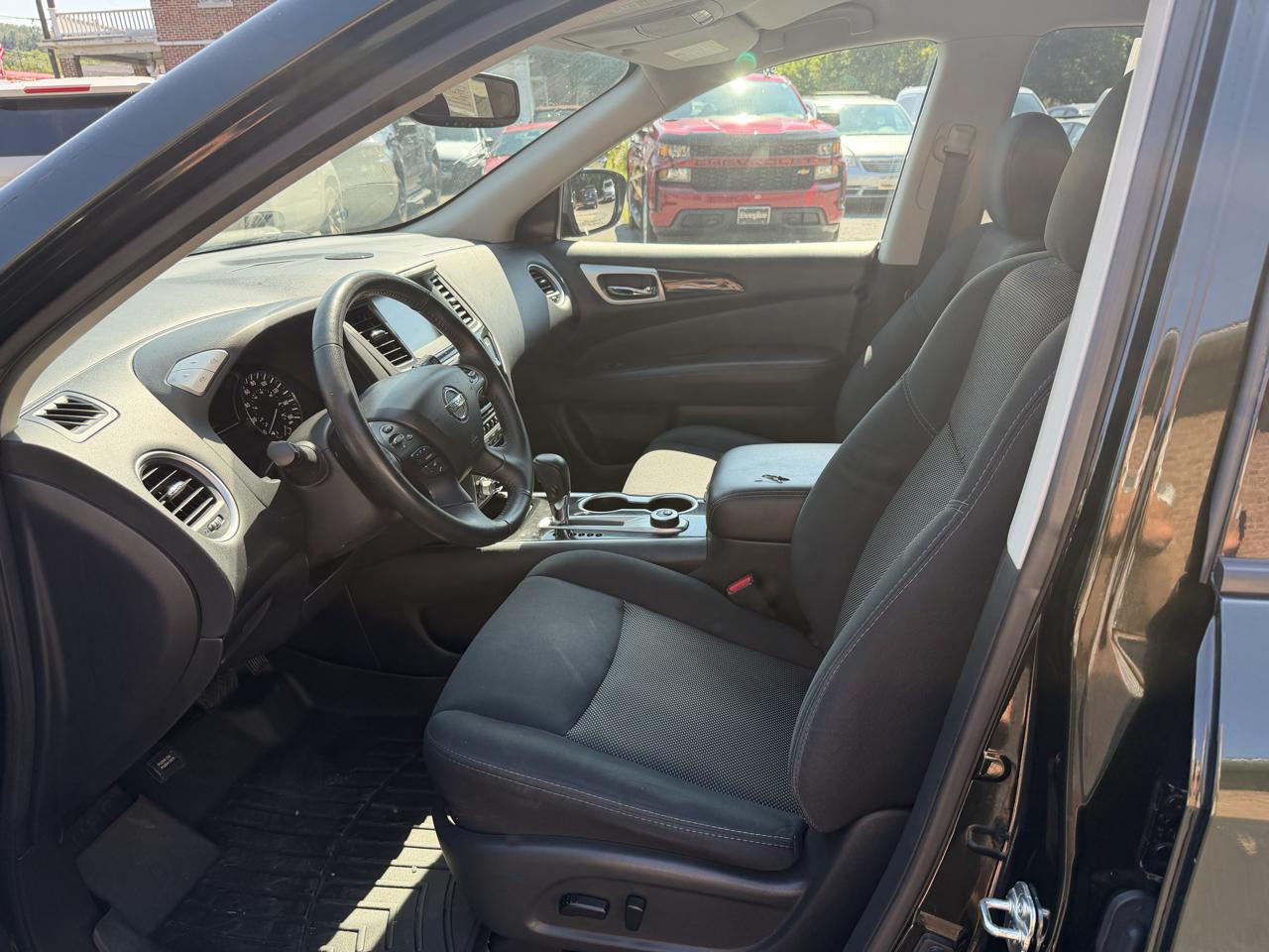 Nissan Pathfinder  2019