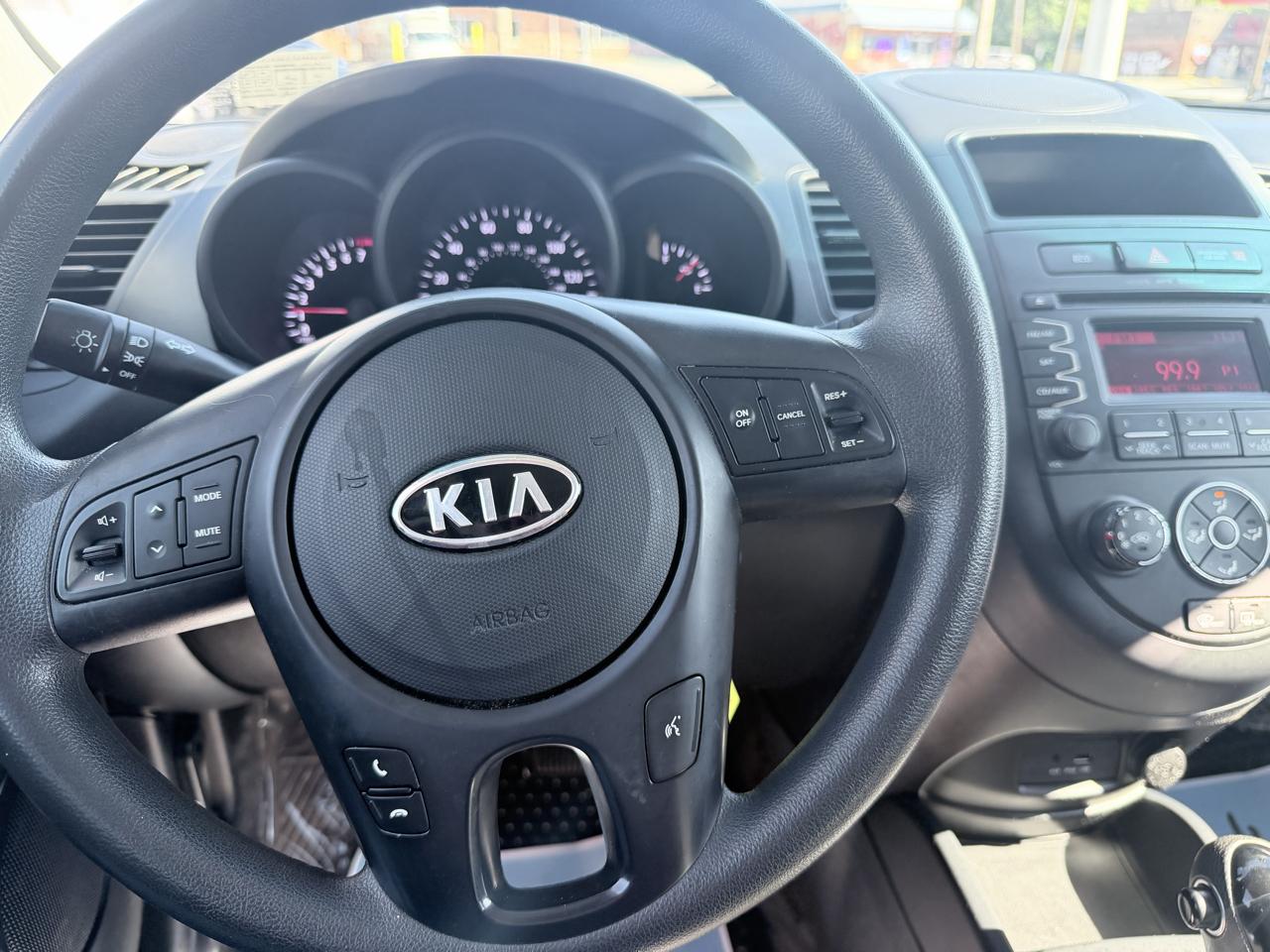 Kia Soul  2012