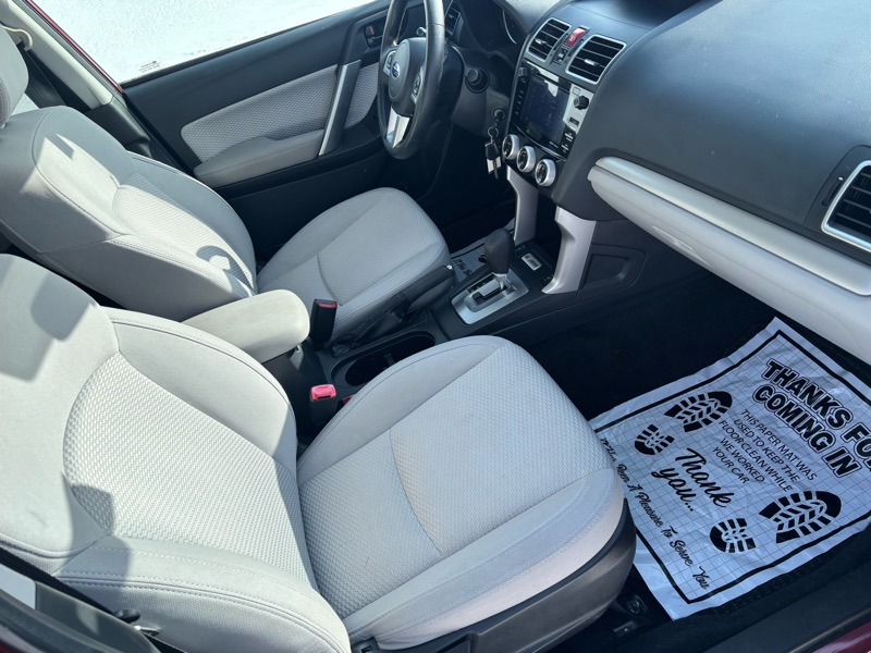 Subaru Forester 2.5i Premium PZEV CVT 2017