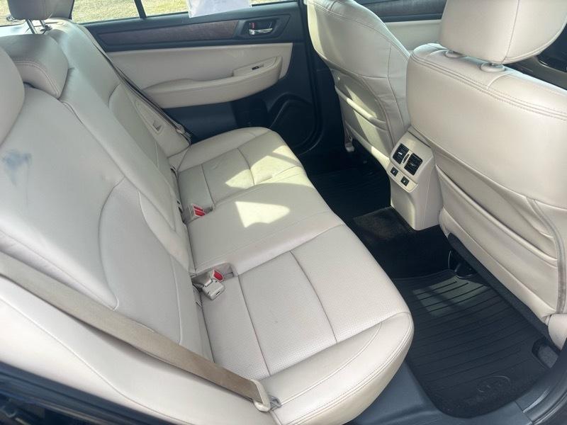 Subaru Outback 2.5i Limited 2015