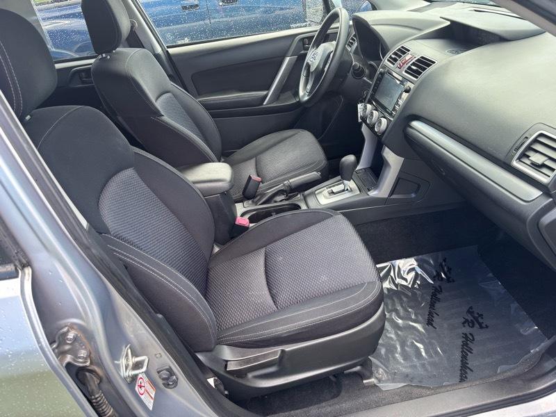 Subaru Forester 2.5i Premium PZEV CVT 2016