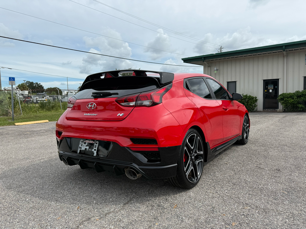2022 Hyundai Veloster N Base photo 8