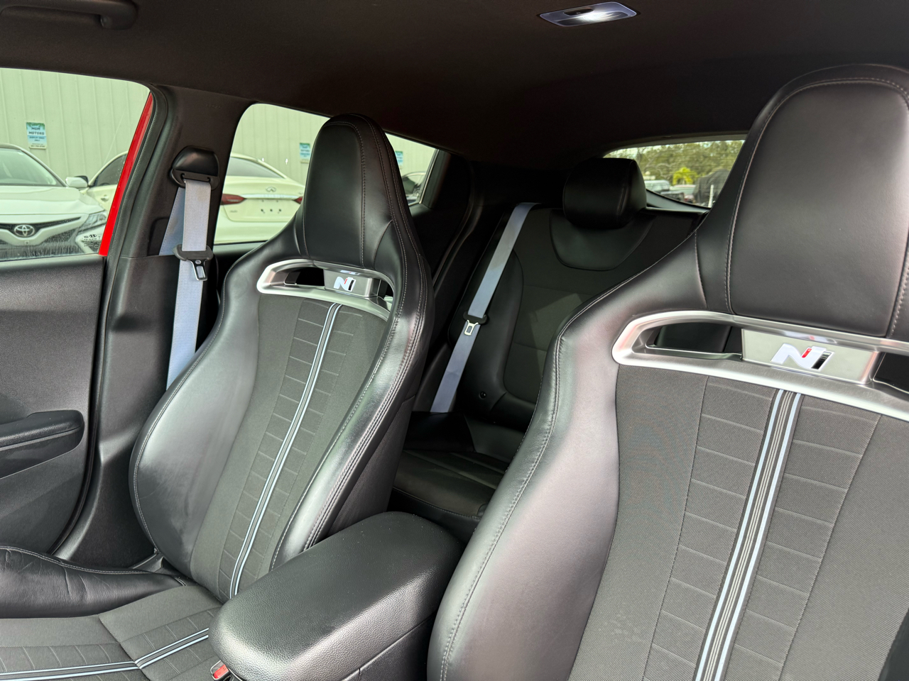 2022 Hyundai Veloster N Base photo 17