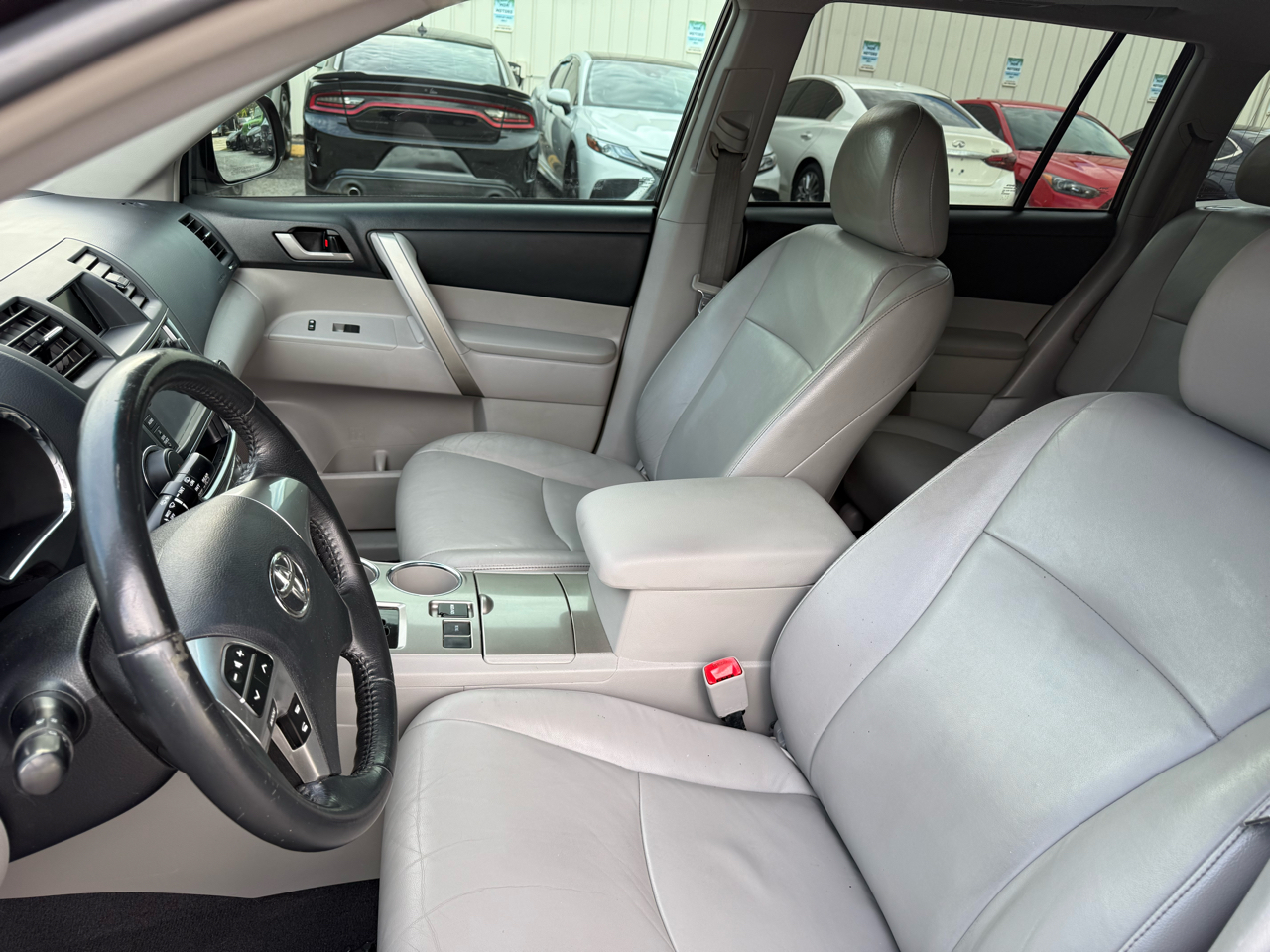 2013 Toyota Highlander Base Hybrid photo 14