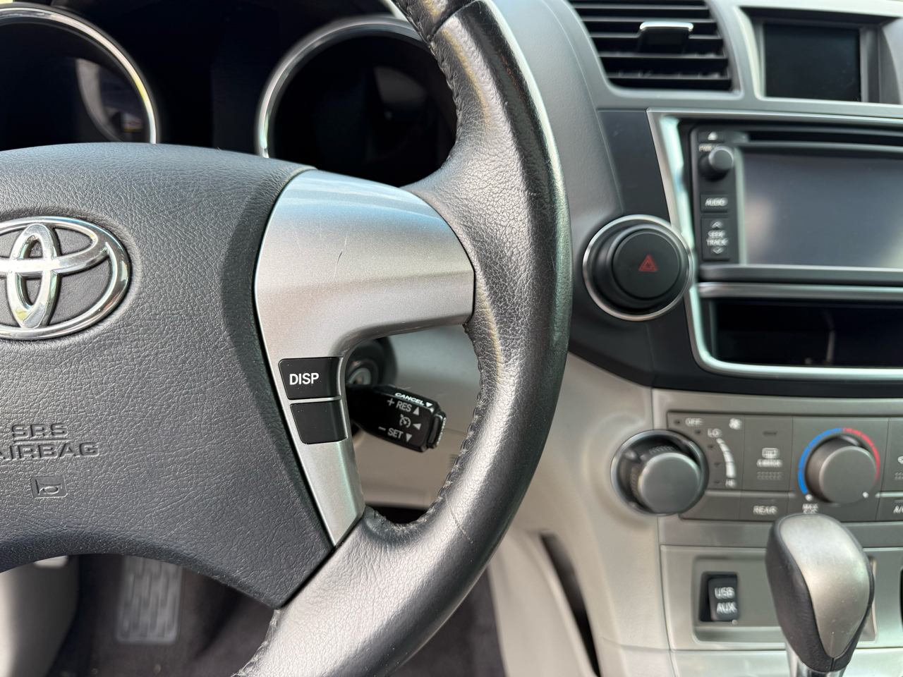 2013 Toyota Highlander Base Hybrid photo 19