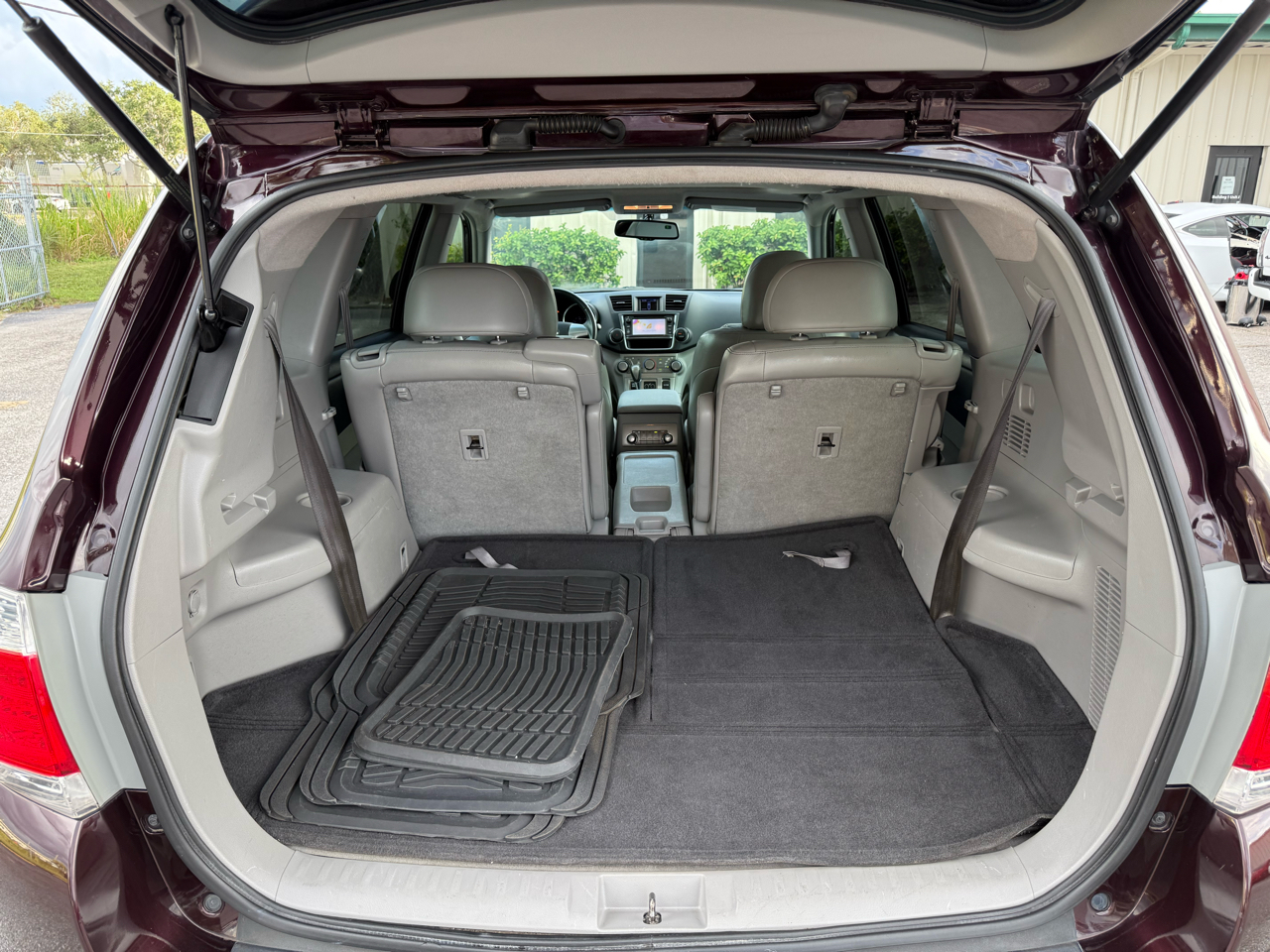 2013 Toyota Highlander Base Hybrid photo 34