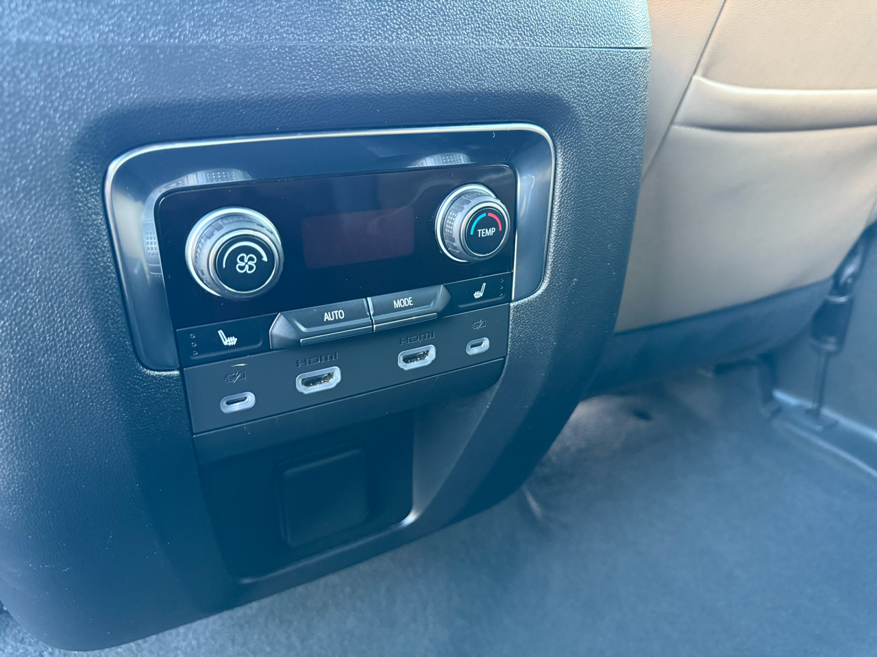 2023 Chevrolet Tahoe Premier photo 35
