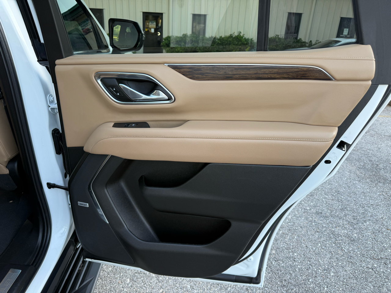 2023 Chevrolet Tahoe Premier photo 41