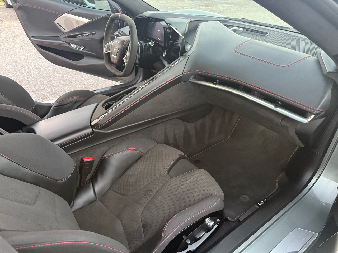 Chevrolet Corvette Z51 3LT Coupe Automatic 2022 Chevrolet Corvette Z51 3LT Coupe Automatic 2022