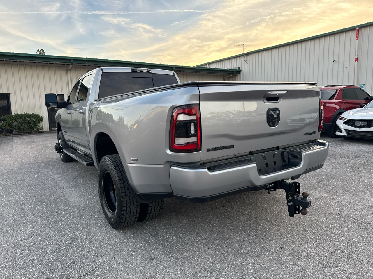 RAM 3500 Laramie Crew Cab LWB 4WD DRW 2023