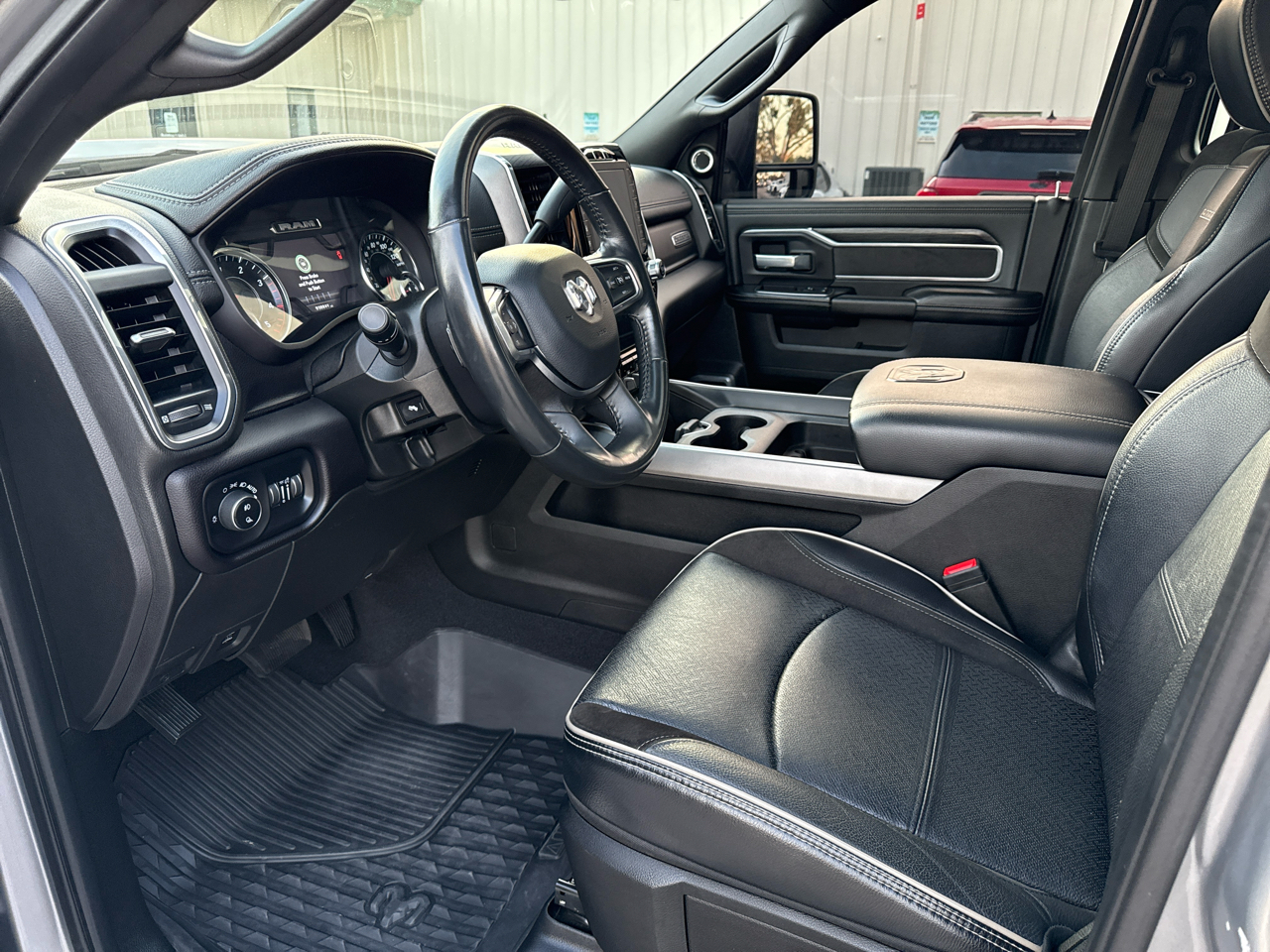 RAM 3500 Laramie Crew Cab LWB 4WD DRW 2023