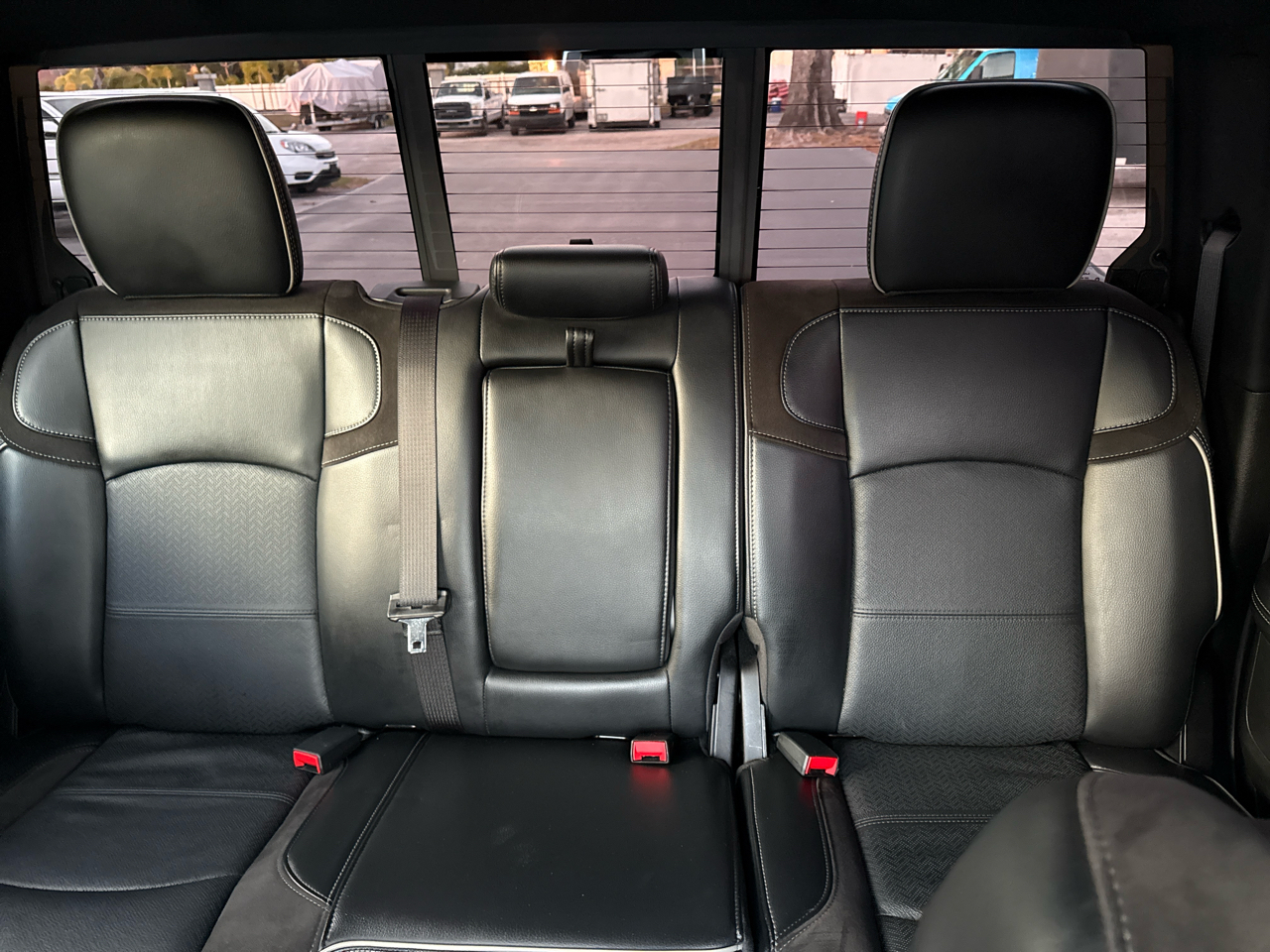 RAM 3500 Laramie Crew Cab LWB 4WD DRW 2023