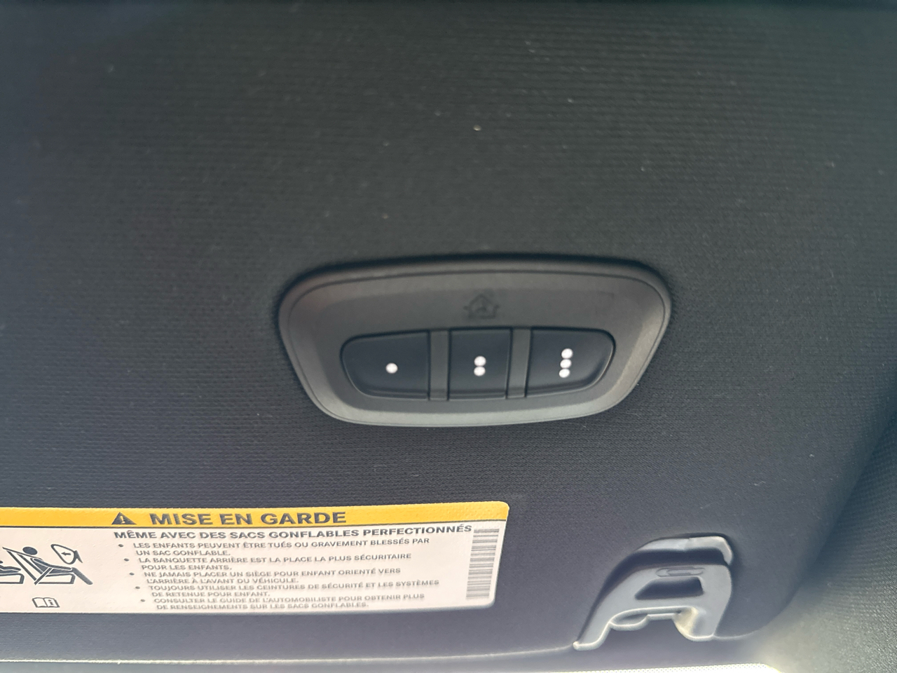 RAM 3500 Laramie Crew Cab LWB 4WD DRW 2023