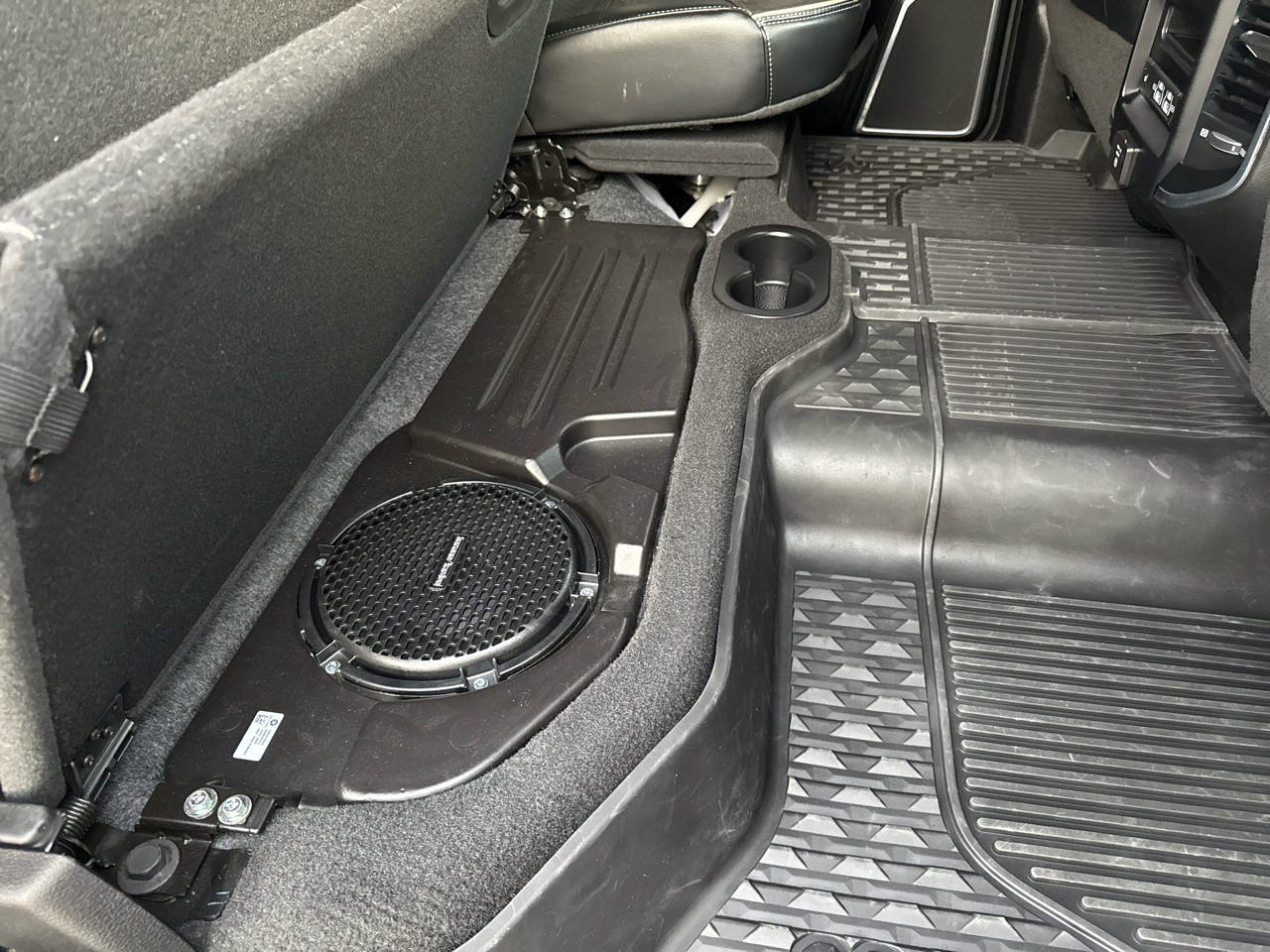 RAM 3500 Laramie Crew Cab LWB 4WD DRW 2023