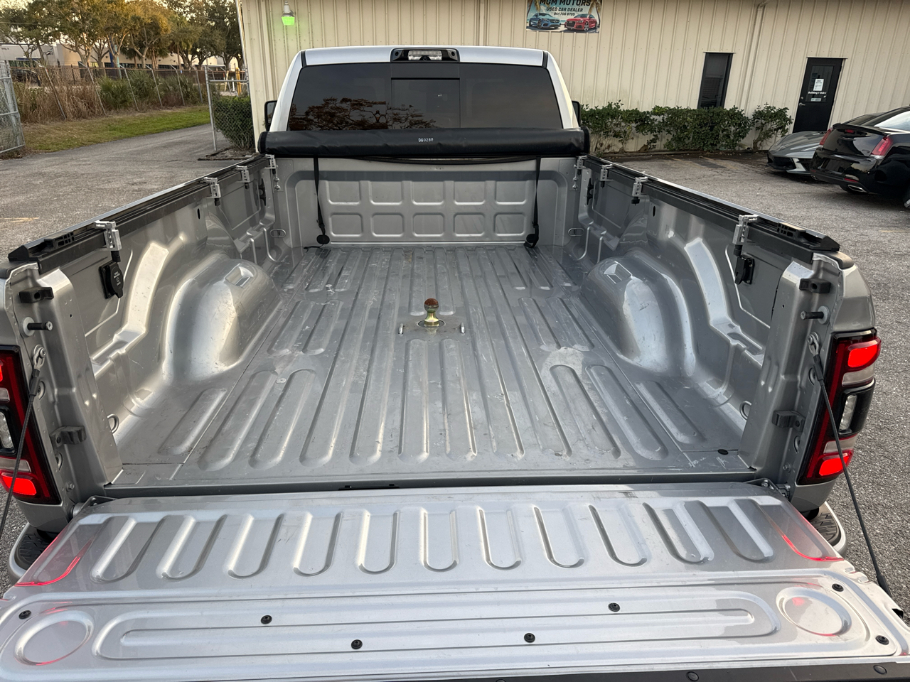 RAM 3500 Laramie Crew Cab LWB 4WD DRW 2023