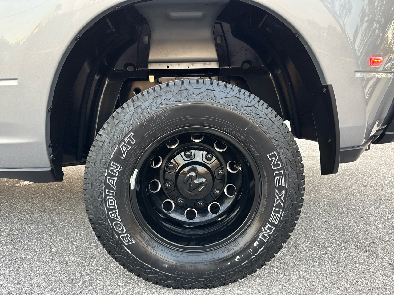 RAM 3500 Laramie Crew Cab LWB 4WD DRW 2023