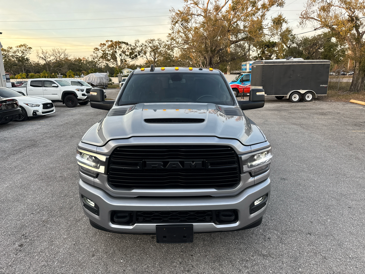 RAM 3500 Laramie Crew Cab LWB 4WD DRW 2023