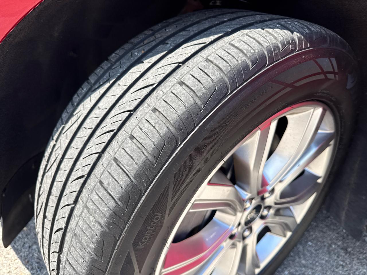 Ford Edge Titanium 2024