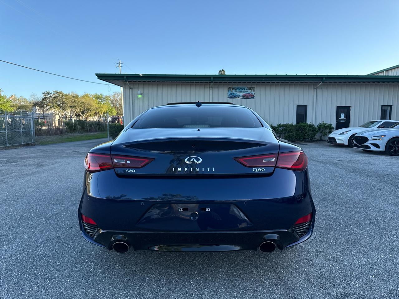 Infiniti Q60 3.0t LUXE AWD 2021