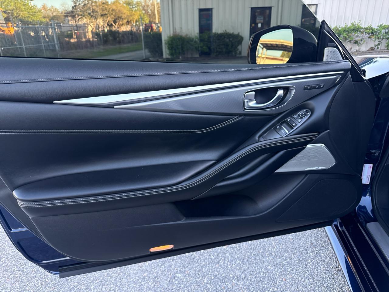 Infiniti Q60 3.0t LUXE AWD 2021