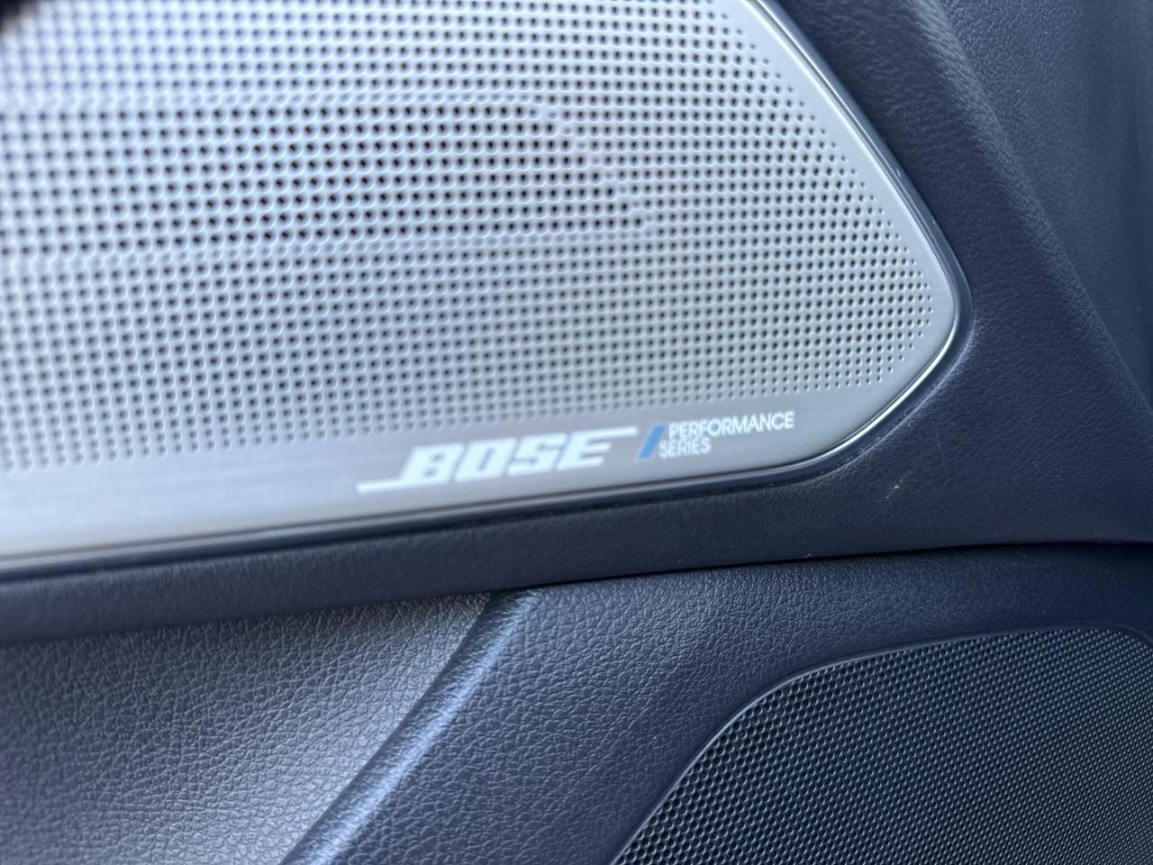 Infiniti Q60 3.0t LUXE AWD 2021