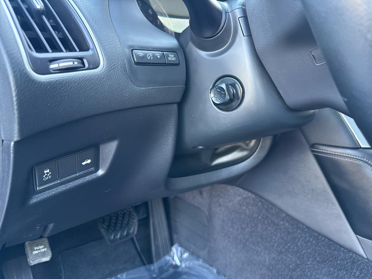 Infiniti Q60 3.0t LUXE AWD 2021