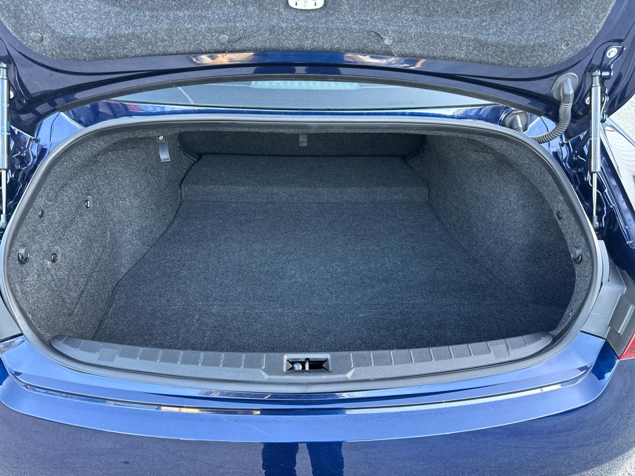 Infiniti Q60 3.0t LUXE AWD 2021