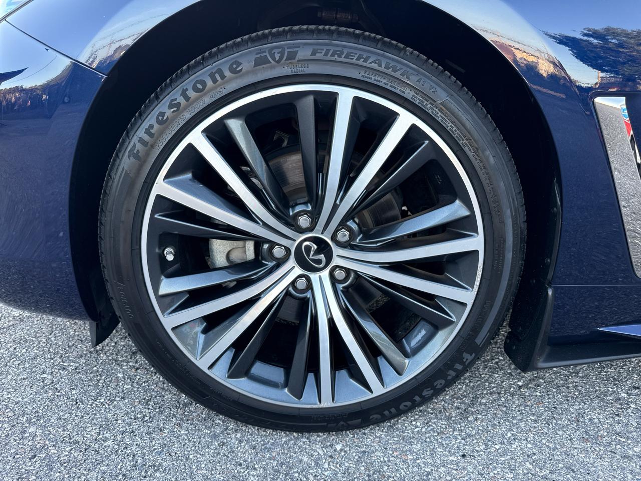 Infiniti Q60 3.0t LUXE AWD 2021