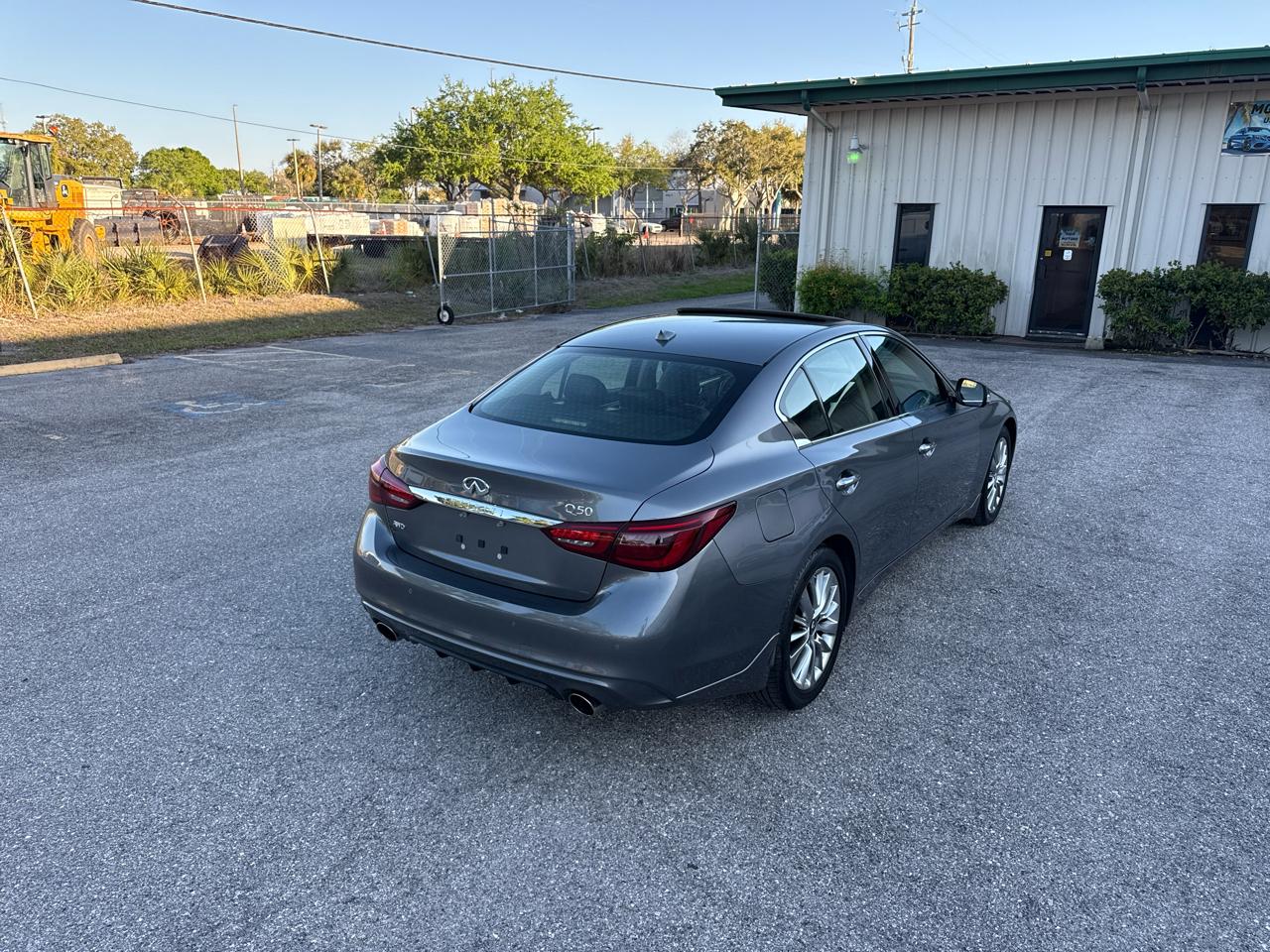 Infiniti Q50 3.0t LUXE AWD 2021