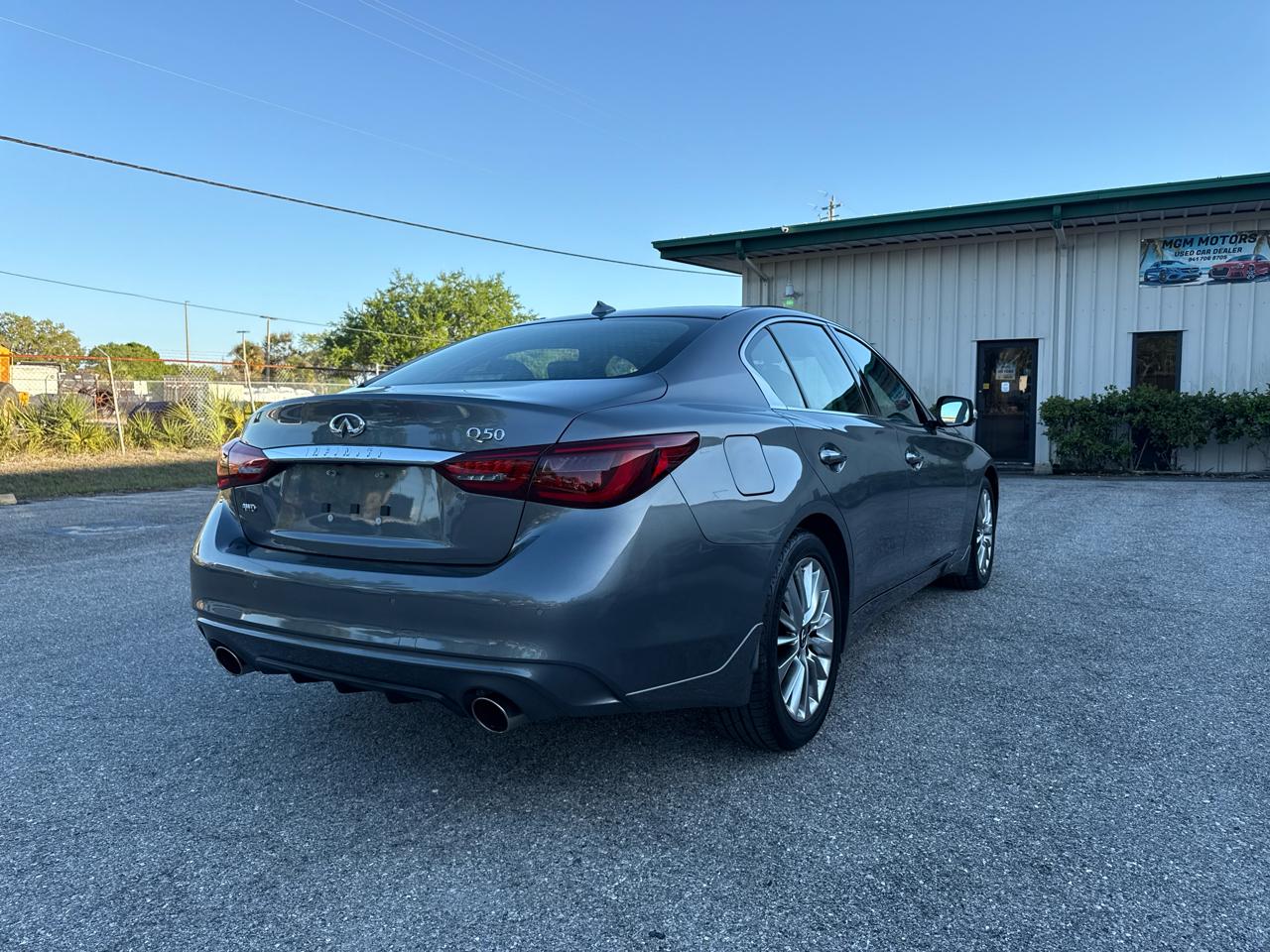 Infiniti Q50 3.0t LUXE AWD 2021
