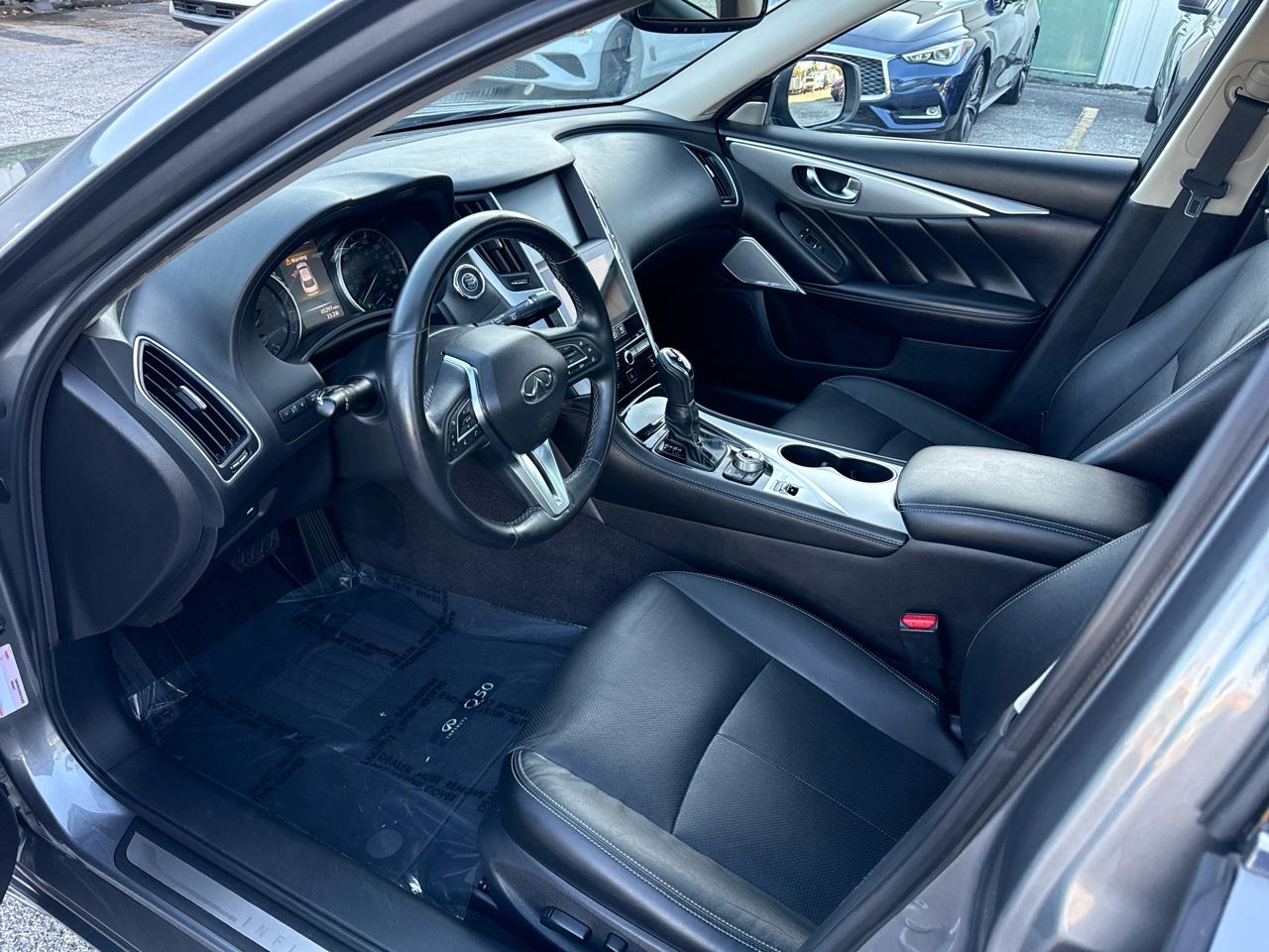 Infiniti Q50 3.0t LUXE AWD 2021