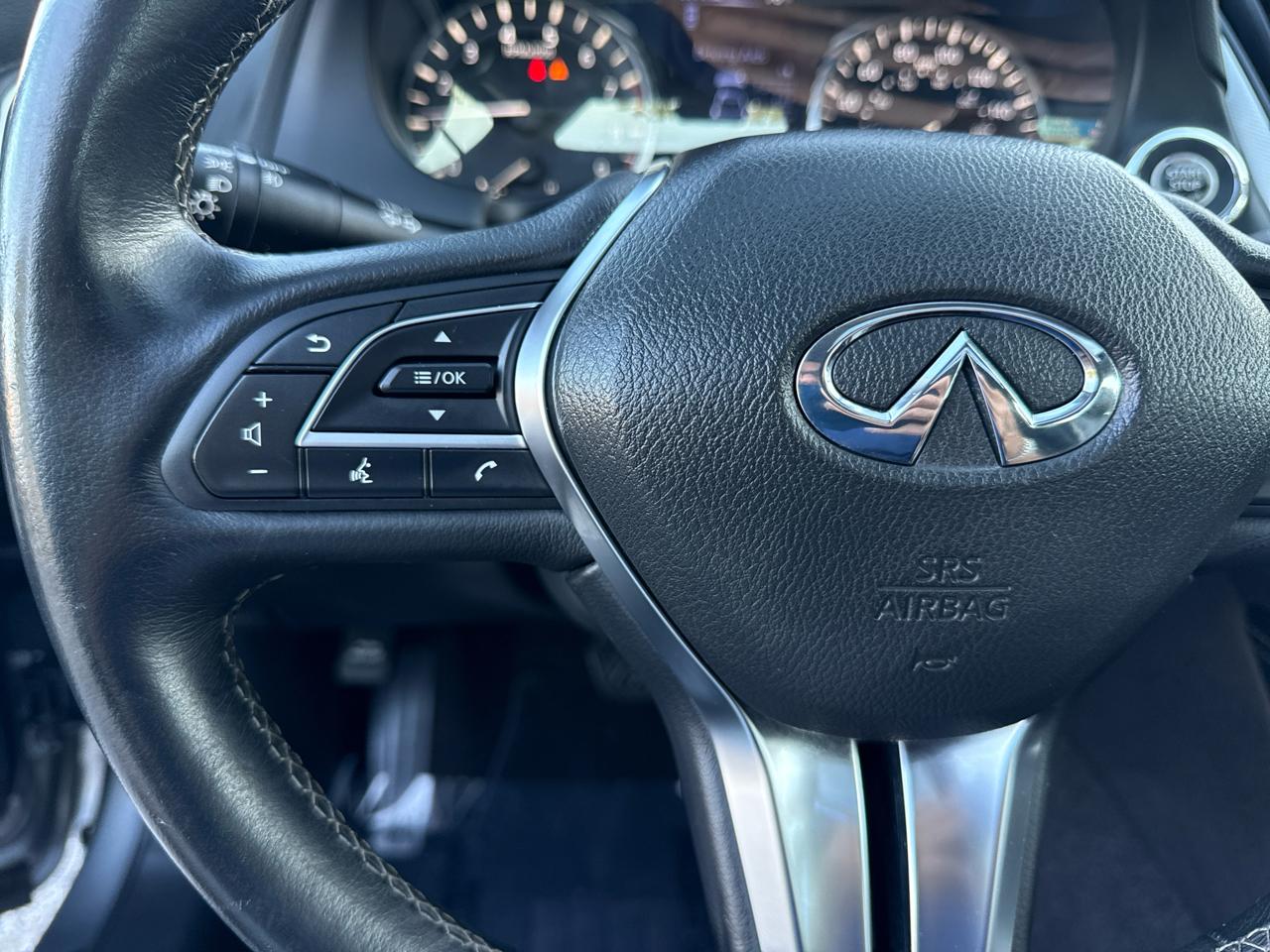 Infiniti Q50 3.0t LUXE AWD 2021