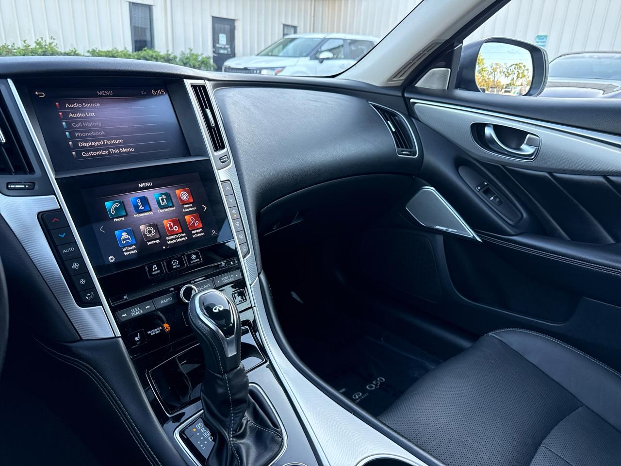 Infiniti Q50 3.0t LUXE AWD 2021