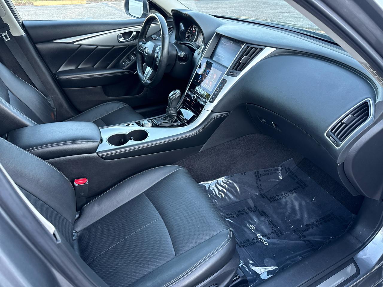 Infiniti Q50 3.0t LUXE AWD 2021