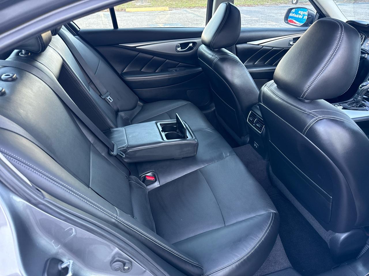 Infiniti Q50 3.0t LUXE AWD 2021