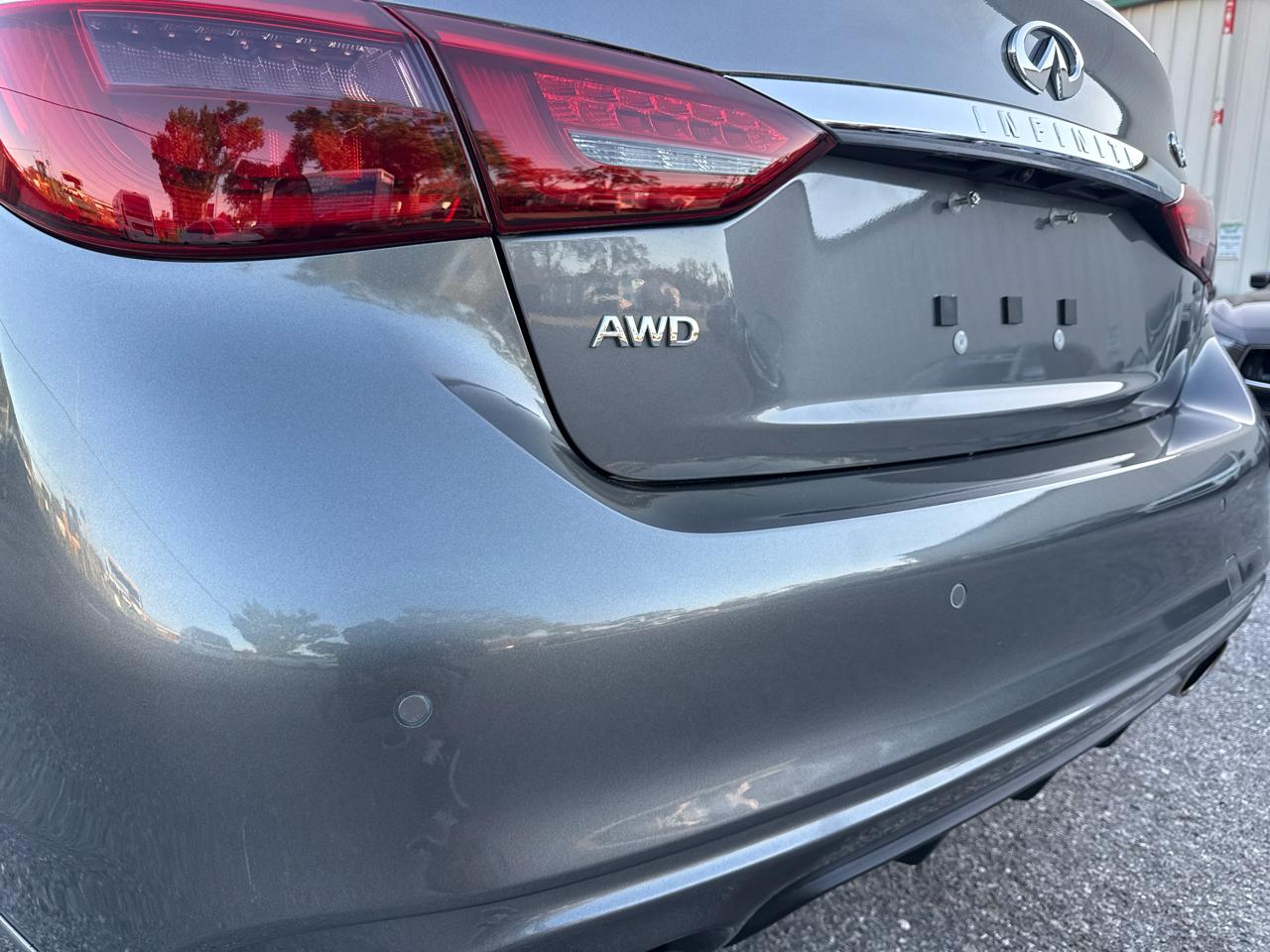 Infiniti Q50 3.0t LUXE AWD 2021