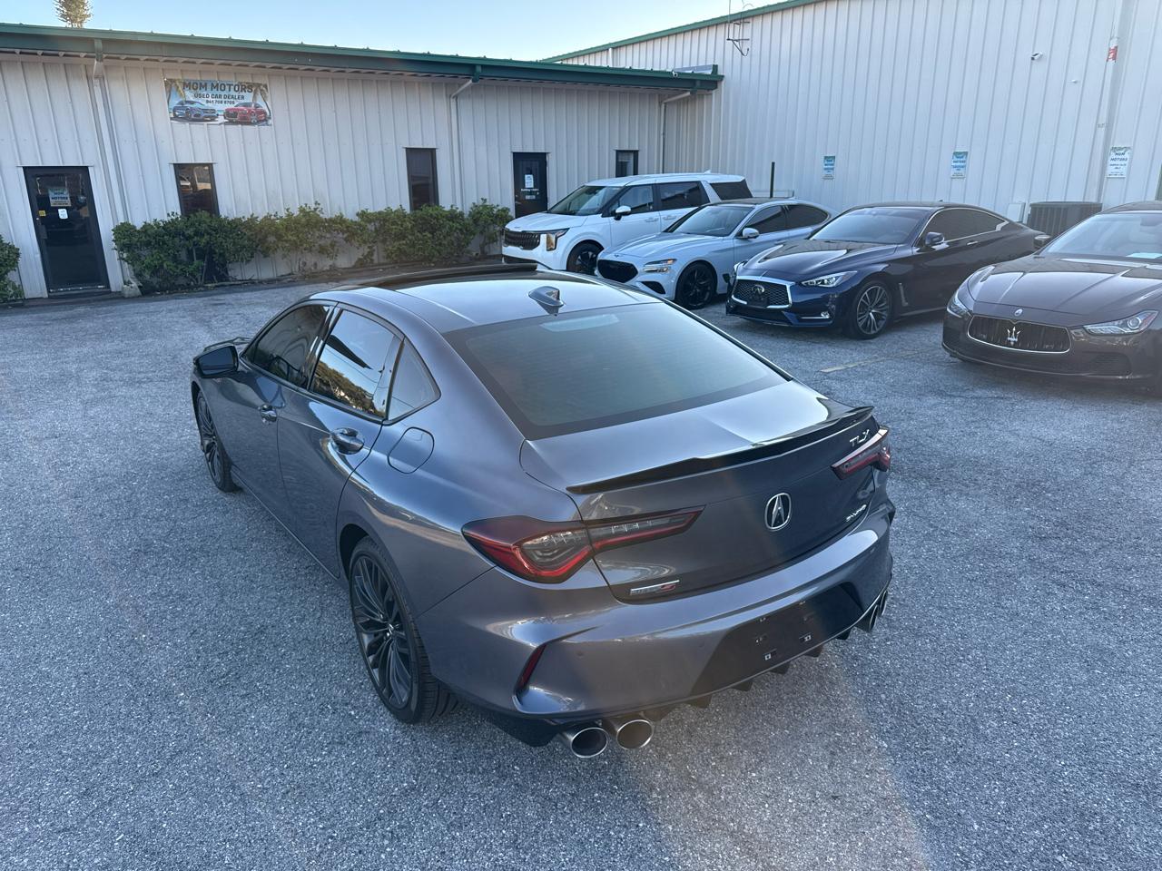 Acura TLX  2023