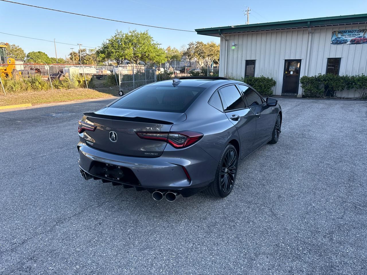 Acura TLX  2023