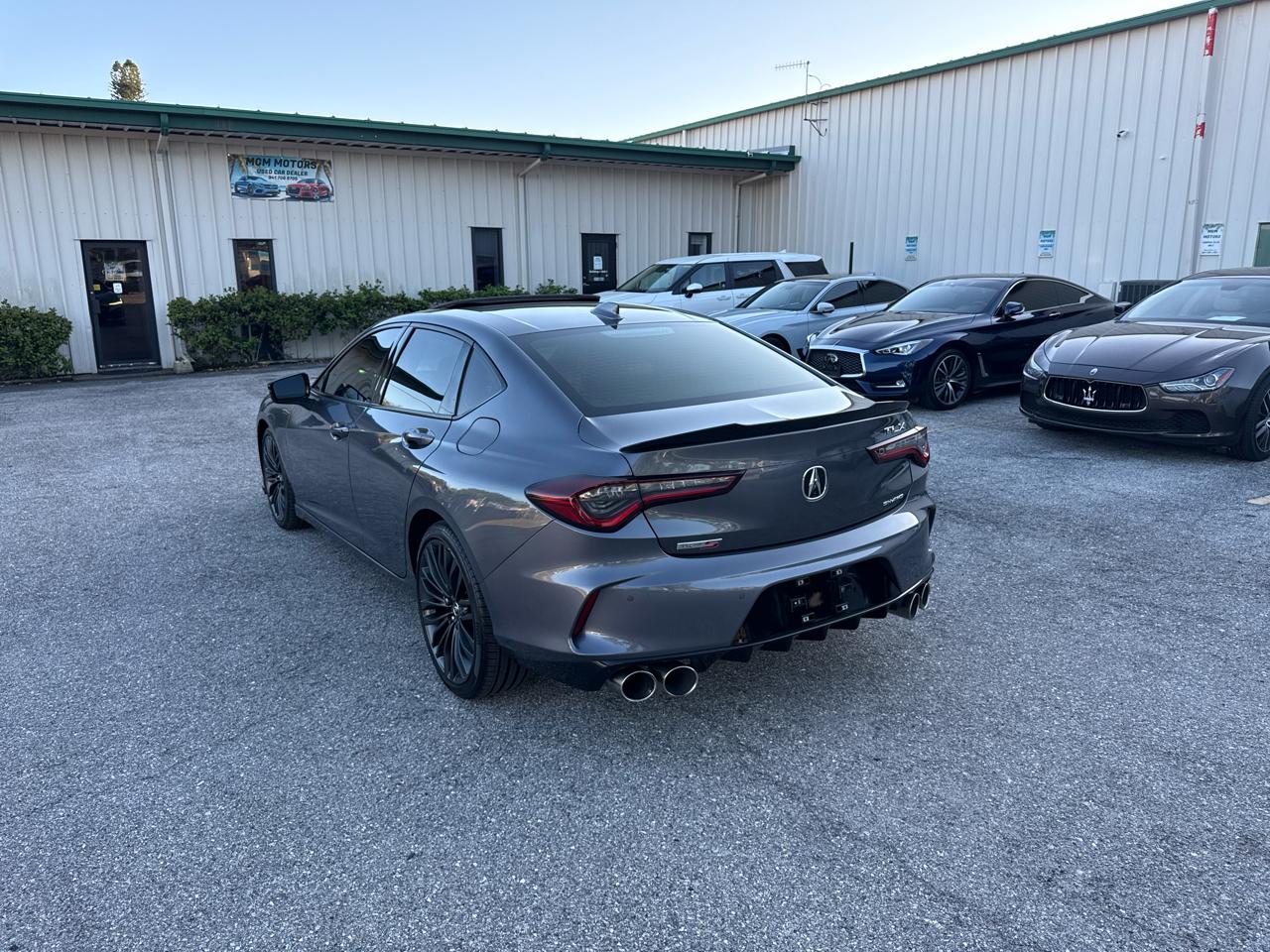 Acura TLX  2023