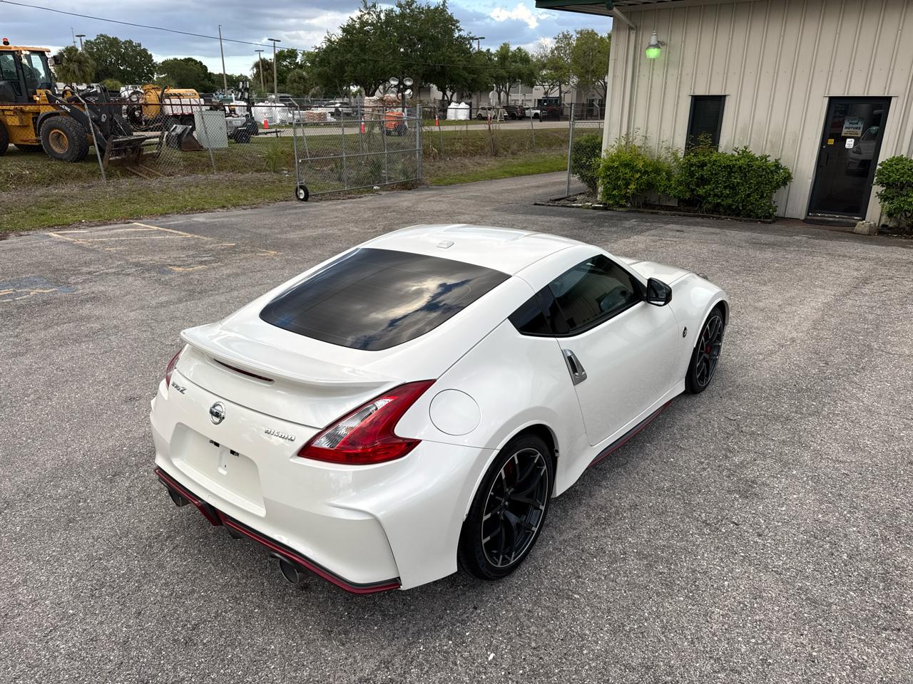 Nissan Z 370Z Coupe NISMO Tech 7AT 2017