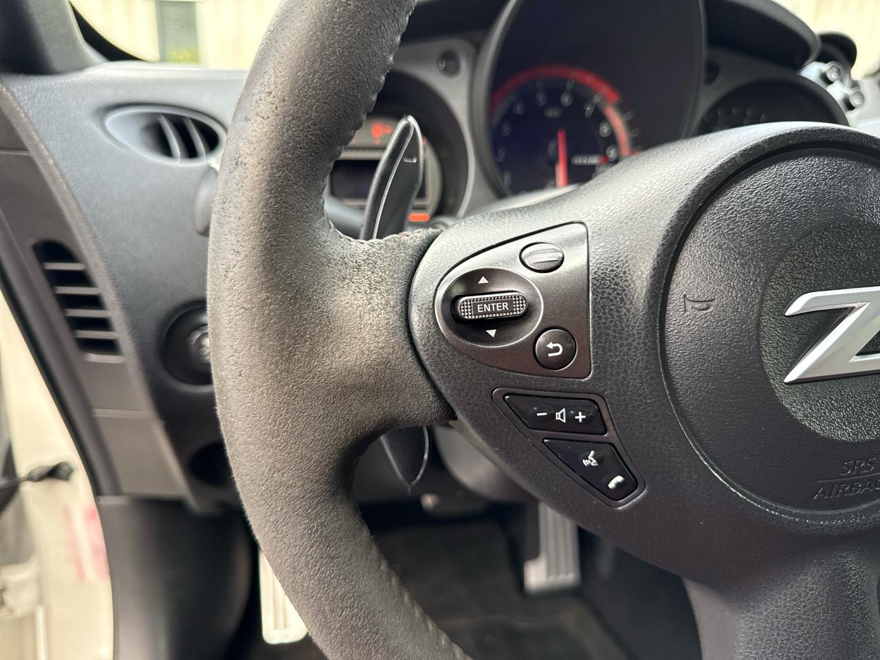 Nissan Z 370Z Coupe NISMO Tech 7AT 2017